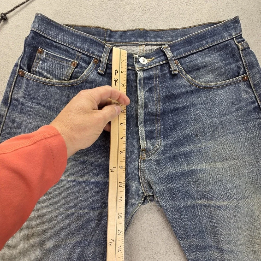 Vintage Levis 501 Jeans Mens Blue Selvedge LVC Made in USA Whiskers Fits 32x24